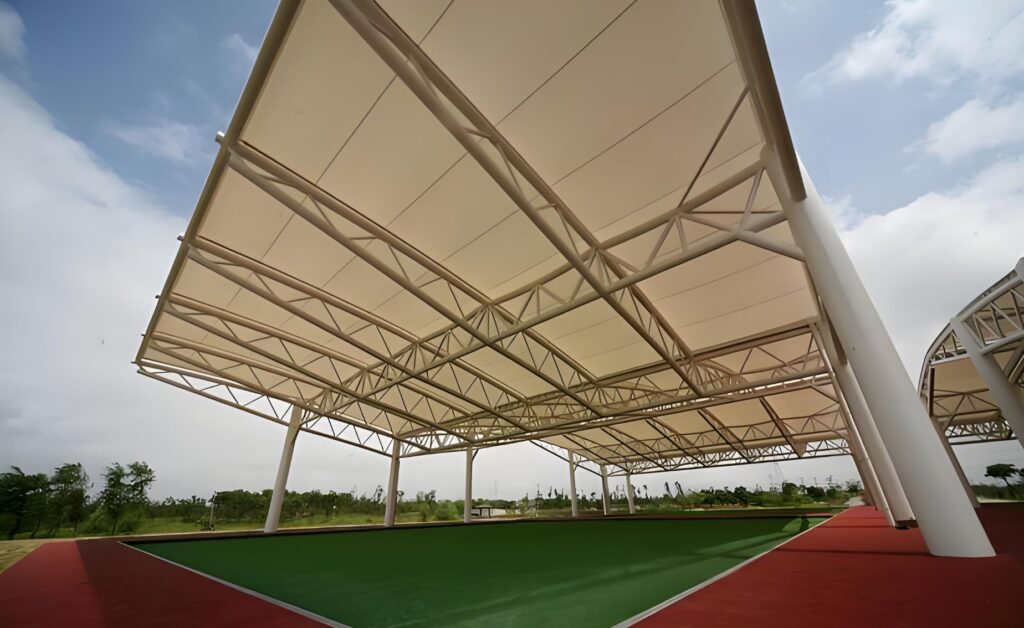 Hệ thống mái che sân tennis bạt căng quy mô lớn