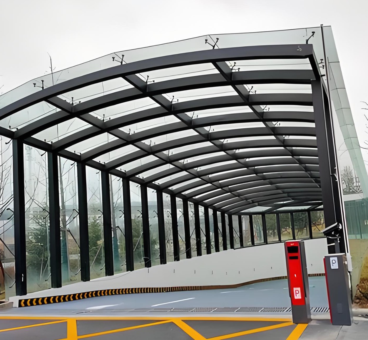 Mái Che Hành Lang Bằng Tấm Polycarbonate