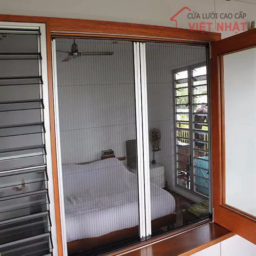 Cửa sổ phòng ngủ – Ngăn muỗi hiệu quả, giấc ngủ an yên