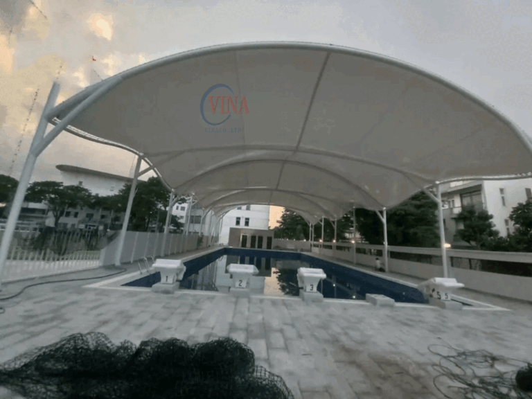 Bạt Căng Hồ Bơi – Trường Quốc Tế BIVS TP.HCM