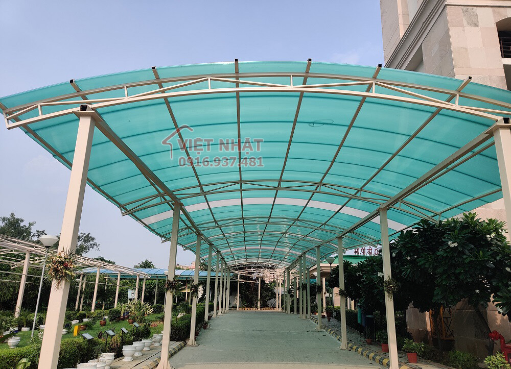 Mái Che Lấy Sáng Polycarbonate