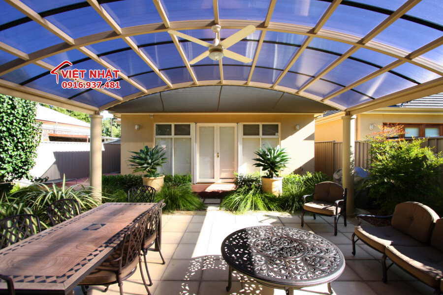 Mái Che Lấy Sáng Polycarbonate