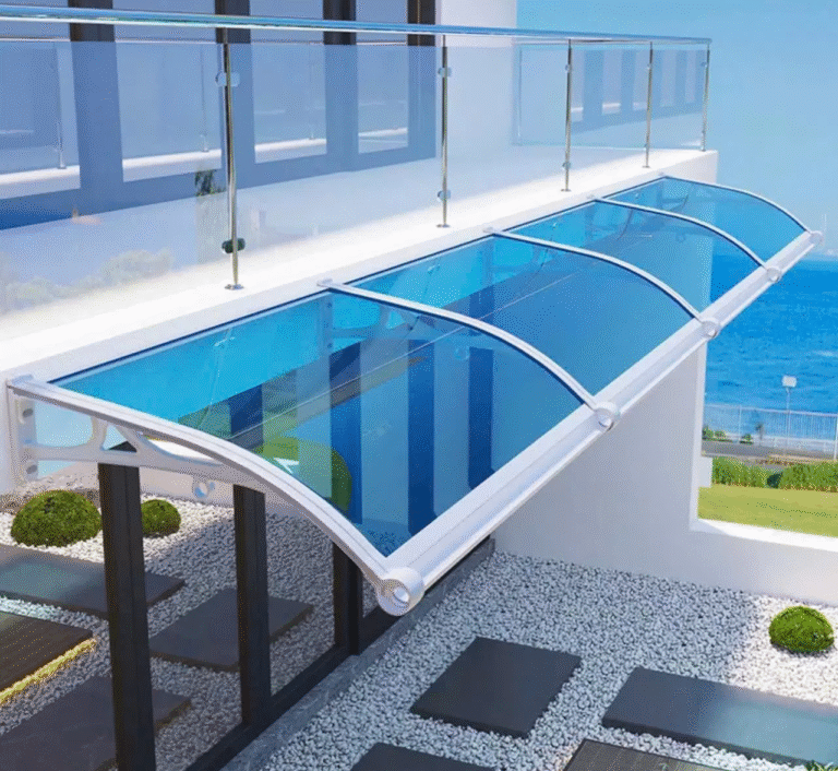 So Sánh Mái Che Polycarbonate và Mái Kính Cường Lực: Đâu Là Lựa Chọn Tối Ưu Cho Bạn?