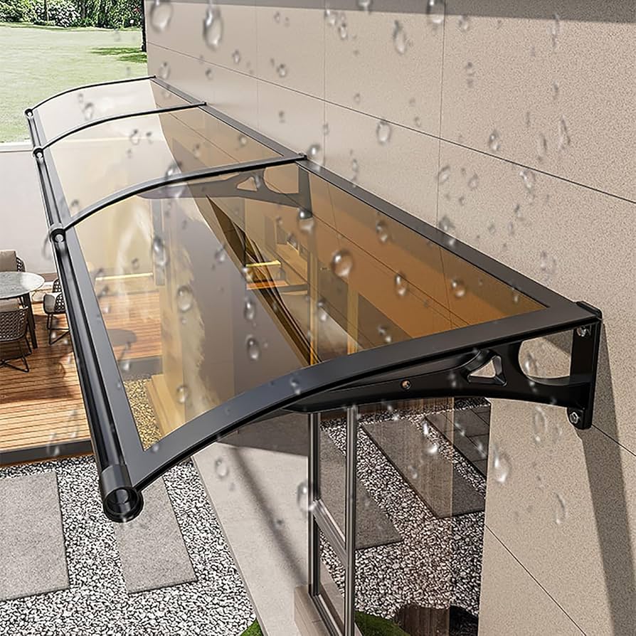 Không gian sống hiện đại ngập tràn ánh sáng tự nhiên nhờ mái che Polycarbonate